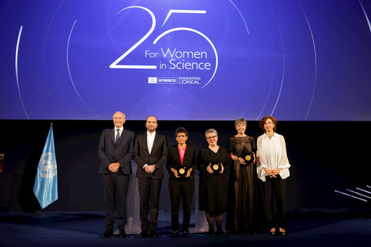 L’Oreal - UNESCO - trao học bổng khoa học 2023 vì sự tiến bộ của phụ nữ