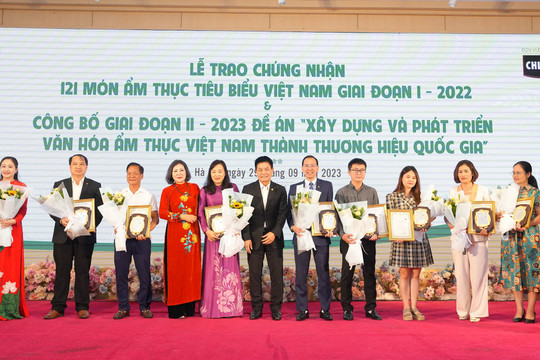 Chin-Su cùng Hiệp hội Văn hóa Ẩm thực Việt Nam vinh danh 121 món ăn