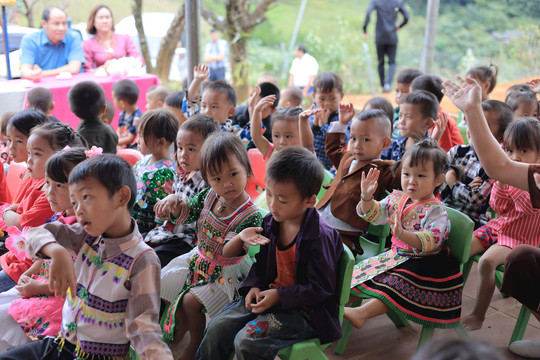 Generali Việt Nam mang “Bếp ấm cho em” cho trẻ em