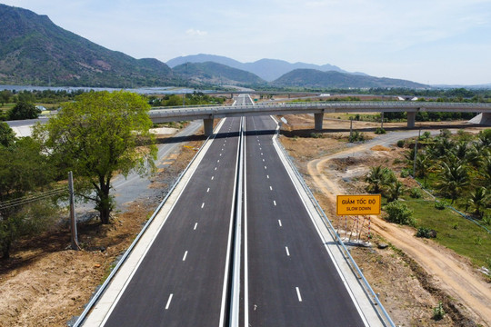 Đề xuất bổ sung 8 dự án cao tốc vào danh mục công trình trọng điểm quốc gia