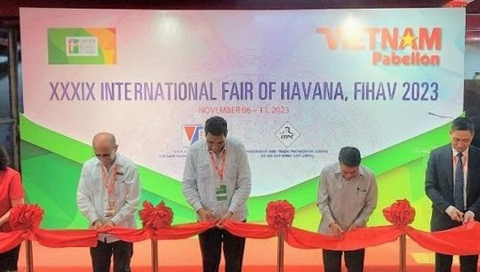 Khai trương gian hàng Việt Nam tại Hội chợ Quốc tế La Habana lần thứ 39