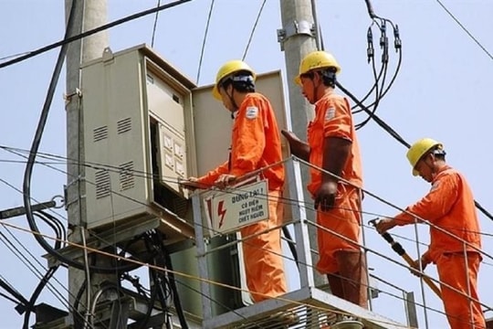 Hơn 3,2 triệu khách hàng tiêu thụ điện tăng 30% trong tháng 8 Hơn 3,2 triệu khách hàng tiêu thụ điện tăng 30% trong tháng 8