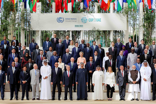 COP28 đạt được đồng thuận quan trọng về chống biến đổi khí hậu