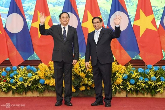 Việt - Lào thúc đẩy kết nối đường cao tốc, đường sắt