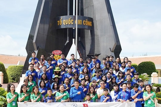 10 sự kiện tiêu biểu của Ủy ban về Người Việt Nam ở nước ngoài TP.HCM năm 2023 10 sự kiện tiêu biểu của Ủy ban về Người Việt Nam ở nước ngoài TP.HCM năm 2023