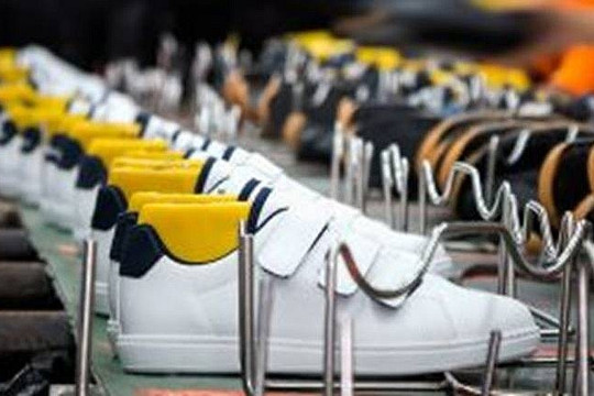Việt Nam trở thành quốc gia đứng thứ 2 thế giới về xuất khẩu giày dép