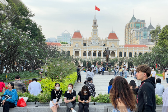 Quyết liệt xây dựng du lịch thành ngành kinh tế mũi nhọn Quyết liệt xây dựng du lịch thành ngành kinh tế mũi nhọn