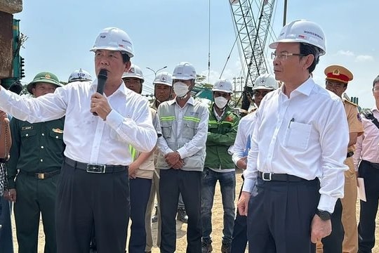 Bí thư Nguyễn Văn Nên thúc đẩy tiến độ xây dựng hầm chui Nguyễn Văn Linh và cầu đường Nguyễn Khoái Bí thư Nguyễn Văn Nên thúc đẩy tiến độ xây dựng hầm chui Nguyễn Văn Linh và cầu đường Nguyễn Khoái