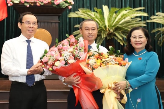 Ông Huỳnh Thanh Nhân được bầu giữ chức Phó chủ tịch HĐND TP.HCM Ông Huỳnh Thanh Nhân được bầu giữ chức Phó chủ tịch HĐND TP.HCM