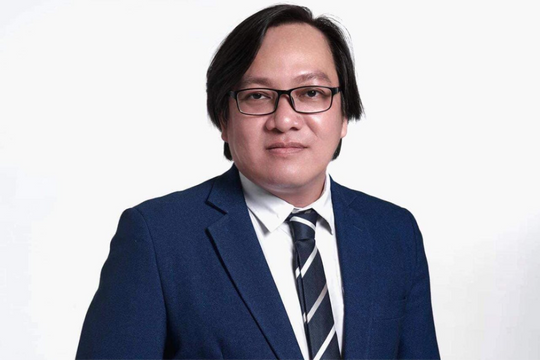 Nên xây dựng bức tường doanh nhân