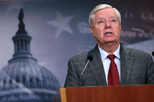 Giới lập pháp Mỹ lo Ukraine không trả được nợ nếu chuyển sang cho vay Giới lập pháp Mỹ lo Ukraine không trả được nợ nếu chuyển sang cho vay