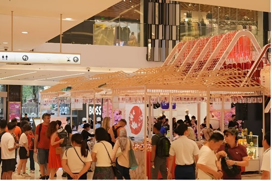 Nhiều hoạt động hấp dẫn trong Lễ hội Nhật Bản lần thứ 3 Nhiều hoạt động hấp dẫn trong Lễ hội Nhật Bản lần thứ 3