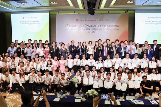 Học bổng Lotte Shin Kyuk-Ho: Chắp cánh ước mơ cho sinh viên Việt Nam