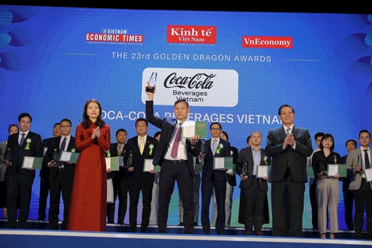 Coca-Cola được trao giải Hạng mục Ngành hàng Tiêu dùng nhanh tốt nhất Coca-Cola được trao giải Hạng mục Ngành hàng Tiêu dùng nhanh tốt nhất