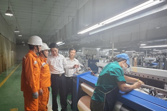 Điều chỉnh công suất tiêu thụ điện: Hài hòa lợi ích các bên Điều chỉnh công suất tiêu thụ điện: Hài hòa lợi ích các bên