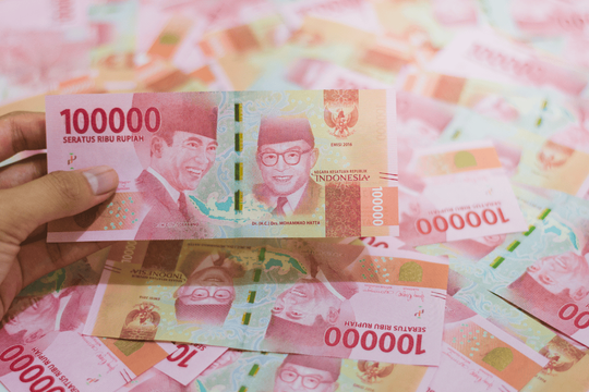 Áp lực đồng nội tệ giảm giá trị thúc đẩy Indonesia tăng lãi suất Áp lực đồng nội tệ giảm giá trị thúc đẩy Indonesia tăng lãi suất