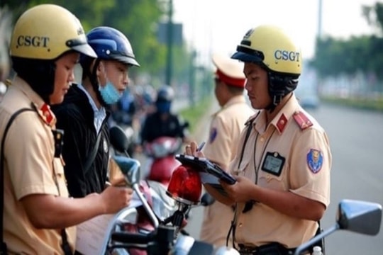 Đề xuất trừ điểm giấy phép lái xe của người vi phạm giao thông Đề xuất trừ điểm giấy phép lái xe của người vi phạm giao thông