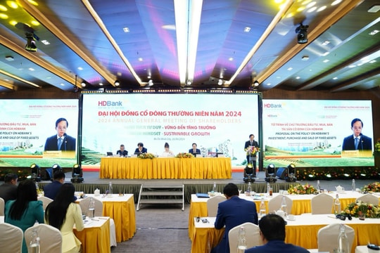 HDBANK đặt mục tiêu lợi nhuận 16.000 tỷ đồng, chia cổ tức cao tới 30%
