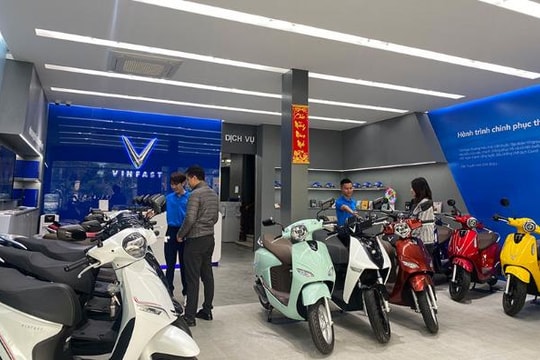 Xe máy điện VinFast “hot” hơn với gói thuê pin siêu hời 250.000 đồng/tháng Xe máy điện VinFast “hot” hơn với gói thuê pin siêu hời 250.000 đồng/tháng