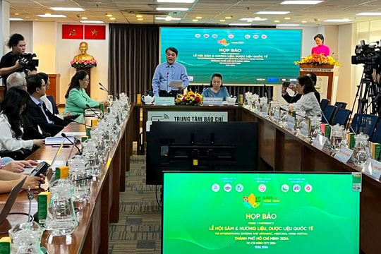 Lần đầu tiên TP.HCM tổ chức lễ hội sâm và hương liệu, dược liệu Lần đầu tiên TP.HCM tổ chức lễ hội sâm và hương liệu, dược liệu