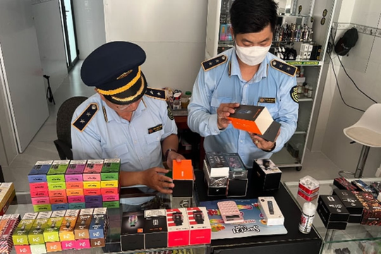 TP.HCM xử lý gần 20 vụ vi phạm thuốc lá điện tử