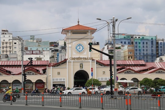 Tiến hành cải tạo cảnh quan và chỉnh trang chợ Bến Thành