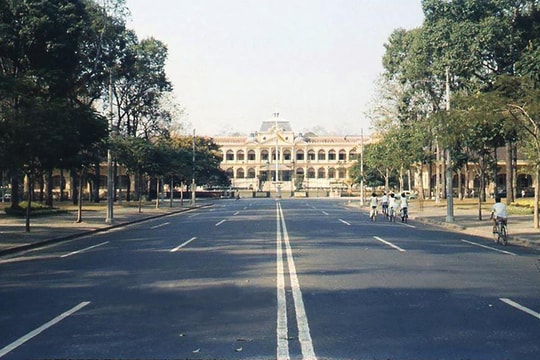 Tại sao TP.HCM không có quảng trường?