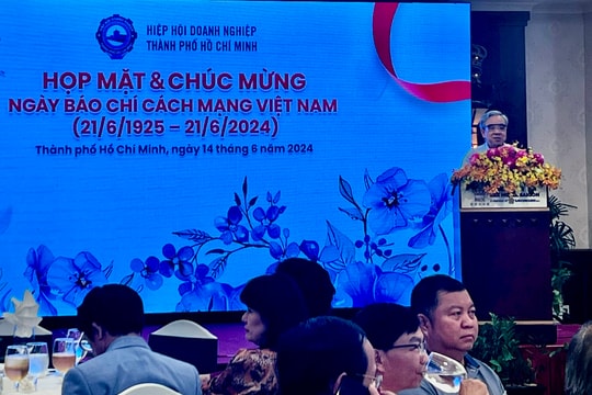 Báo chí và doanh nghiệp tiếp tục đồng hành, hỗ trợ nhau tiến về phía trước Báo chí và doanh nghiệp tiếp tục đồng hành, hỗ trợ nhau tiến về phía trước
