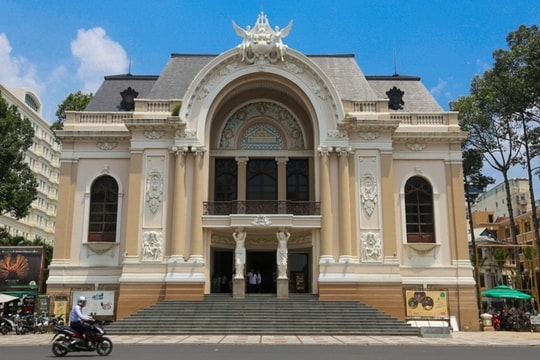 Triển khai phương án thiết kế kiến trúc công trình dự án xây dựng nhà hát giao hưởng, nhạc và vũ kịch