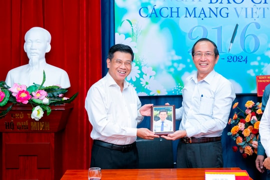 Tạp chí Doanh Nhân Sài Gòn cần tiếp tục phát huy là tiếng nói của cộng đồng doanh nhân TP.HCM