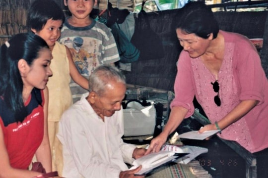 Nhớ một phụ nữ kiên cường Nhớ một phụ nữ kiên cường