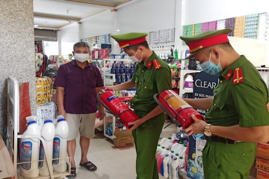 Thủ tướng yêu cầu tăng cường công tác phòng cháy chữa cháy tại nhà ở riêng lẻ kết hợp sản xuất, kinh doanh Thủ tướng yêu cầu tăng cường công tác phòng cháy chữa cháy tại nhà ở riêng lẻ kết hợp sản xuất, kinh doanh