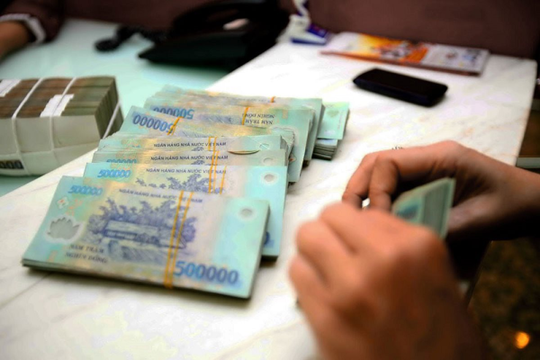 36 khoản phí, lệ phí được giảm 10-15% đến hết năm 2024 36 khoản phí, lệ phí được giảm 10-15% đến hết năm 2024