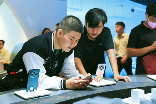 Thế Giới Di Động tổ chức cho khách hàng trải nghiệm thế hệ Oppo Reno12 Thế Giới Di Động tổ chức cho khách hàng trải nghiệm thế hệ Oppo Reno12