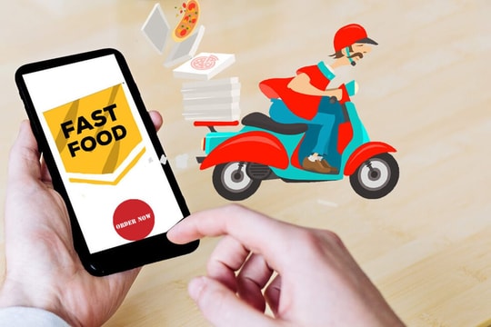 App giao đồ ăn: Ba bên đều bất lợi App giao đồ ăn: Ba bên đều bất lợi