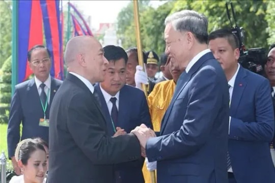 Bước tiến mới trong quan hệ Việt Nam - Campuchia