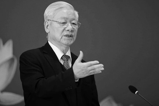 "Tôi cảm nhận sâu sắc những đóng góp to lớn của Tổng Bí thư cho giới doanh nhân Việt Nam" "Tôi cảm nhận sâu sắc những đóng góp to lớn của Tổng Bí thư cho giới doanh nhân Việt Nam"