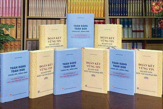 Di sản văn hóa - chính trị trong những tác phẩm của Tổng Bí thư Nguyễn Phú Trọng Di sản văn hóa - chính trị trong những tác phẩm của Tổng Bí thư Nguyễn Phú Trọng