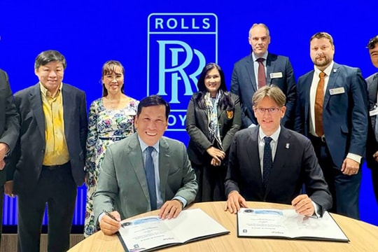 Rolls-Royce bảo hành động cơ máy bay Airbus A330neo cho Vietjet Rolls-Royce bảo hành động cơ máy bay Airbus A330neo cho Vietjet