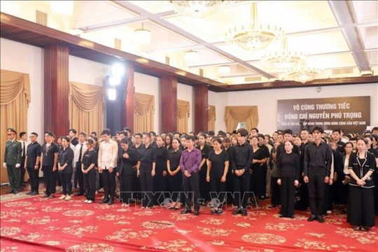 Hơn 1.560 đoàn trong nước và quốc tế đến viếng Tổng Bí thư Nguyễn Phú Trọng