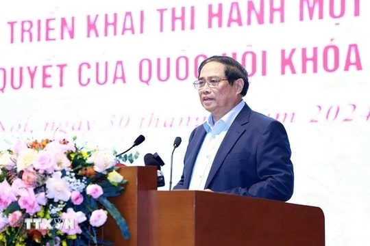 Thủ tướng chủ trì Hội nghị triển khai một số luật, nghị quyết Quốc hội khóa XV Thủ tướng chủ trì Hội nghị triển khai một số luật, nghị quyết Quốc hội khóa XV