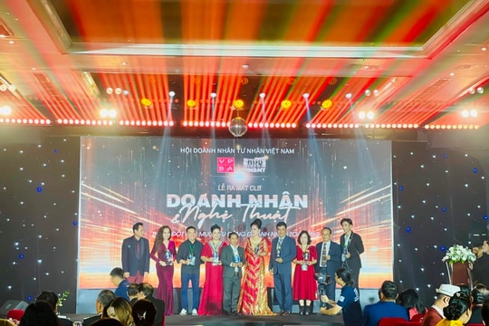 Ra mắt Câu lạc bộ Doanh nhân và Nghệ thuật tại TP.HCM Ra mắt Câu lạc bộ Doanh nhân và Nghệ thuật tại TP.HCM