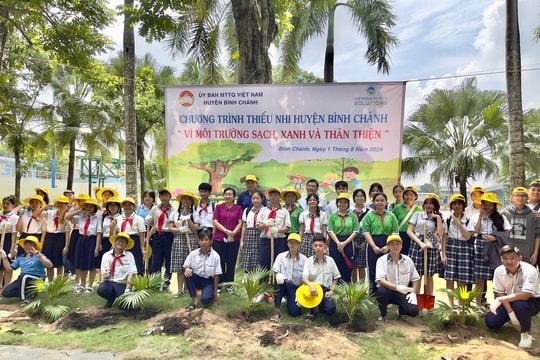 Thiếu nhi Bình Chánh sôi nổi với ngày hội môi trường xanh