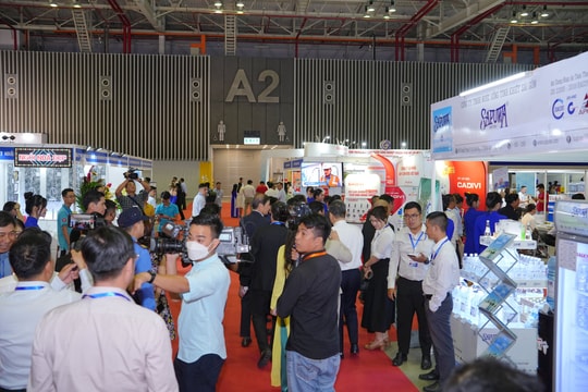 Hội chợ Triển lãm Tôn vinh hàng Việt năm 2024: Quy tụ các thương hiệu hàng đầu Việt Nam Hội chợ Triển lãm Tôn vinh hàng Việt năm 2024: Quy tụ các thương hiệu hàng đầu Việt Nam