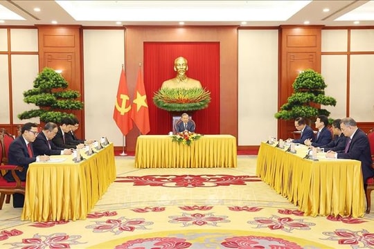 Tổng Bí thư, Chủ tịch nước Tô Lâm điện đàm với Tổng thống Nga Vladimir Putin Tổng Bí thư, Chủ tịch nước Tô Lâm điện đàm với Tổng thống Nga Vladimir Putin