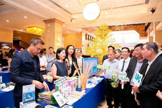 Kết nối thành công - 9th Monthly B2B mở cơ hội cho doanh nghiệp Kết nối thành công - 9th Monthly B2B mở cơ hội cho doanh nghiệp