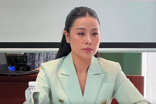 Công ty Nam Thư Entertainment bị phạt vì tổ chức họp báo không xin phép Công ty Nam Thư Entertainment bị phạt vì tổ chức họp báo không xin phép