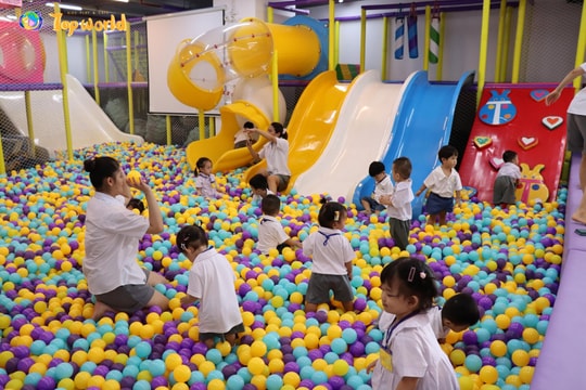 Topworld Kidsplay Cafe: Điểm vui chơi, lan tỏa giá trị yêu thương dành cho trẻ em