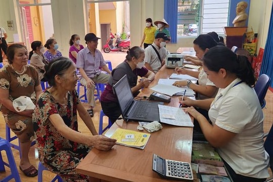 Lùi lịch chi trả lương hưu tháng 9/2024 tại TP.HCM