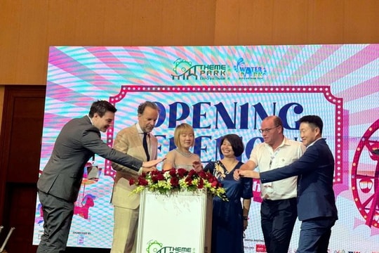 Khai mạc triển lãm máy móc, thiết bị công viên giải trí, công viên nước Việt Nam 2024 Khai mạc triển lãm máy móc, thiết bị công viên giải trí, công viên nước Việt Nam 2024
